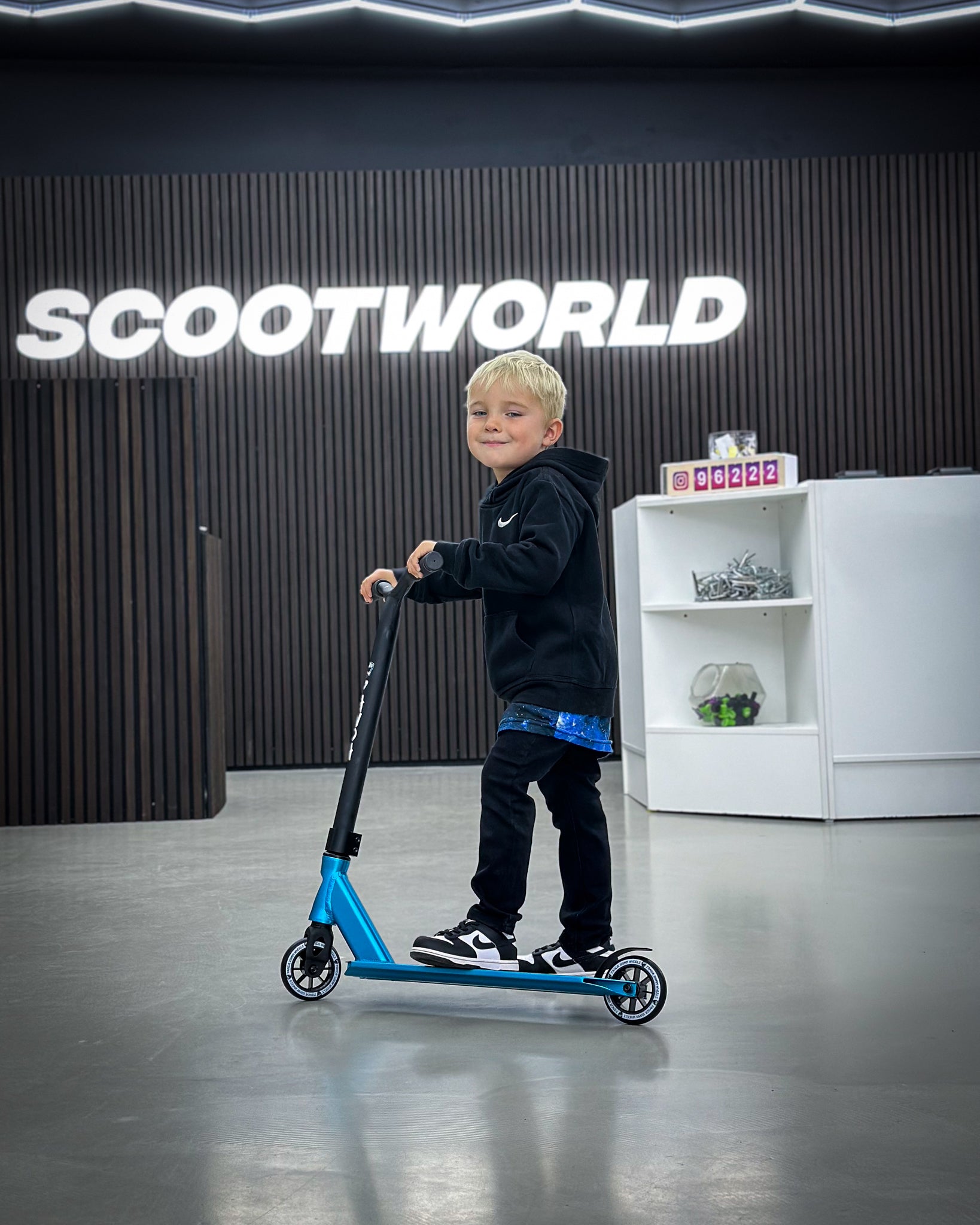 Niestandardowa hulajnoga wyczynową dla dzieci Scootworld