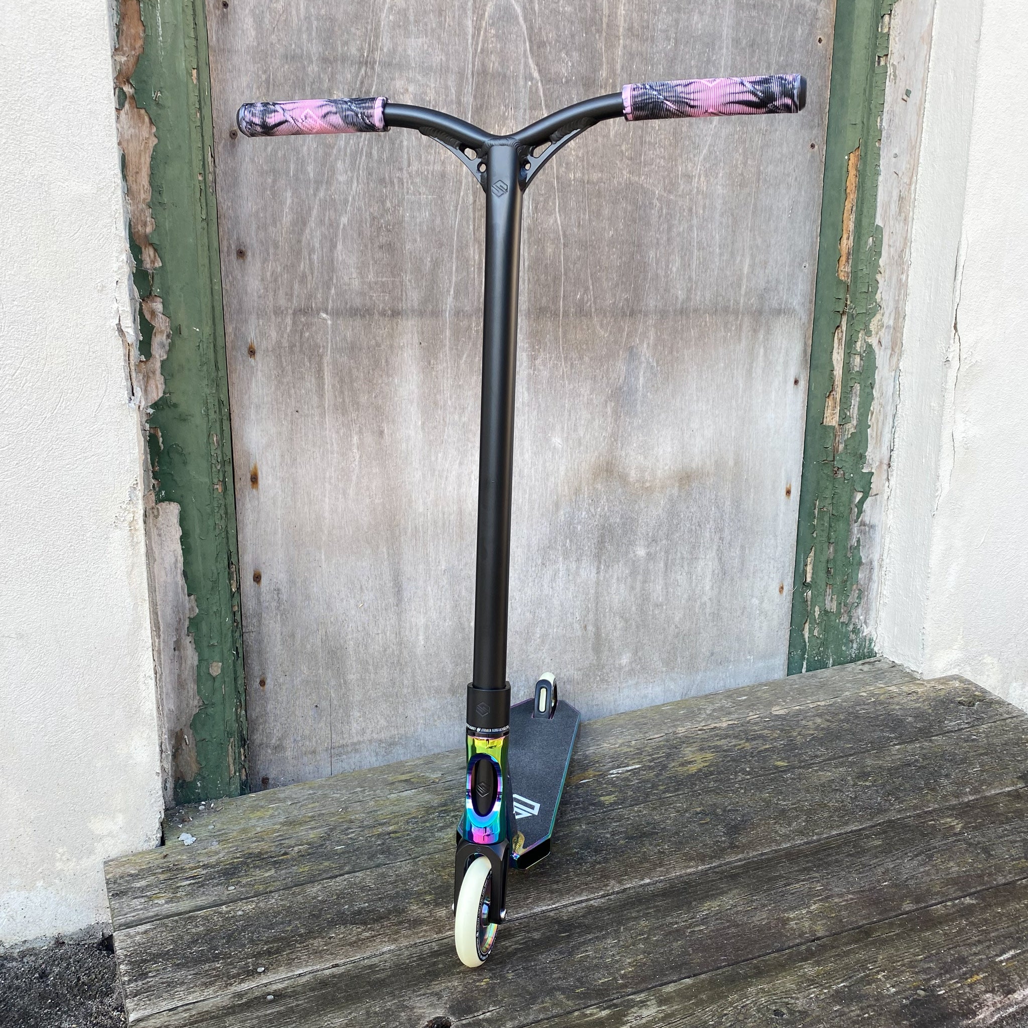 Striker Rainbow Custom Build - Tęczowy- ScootWorld