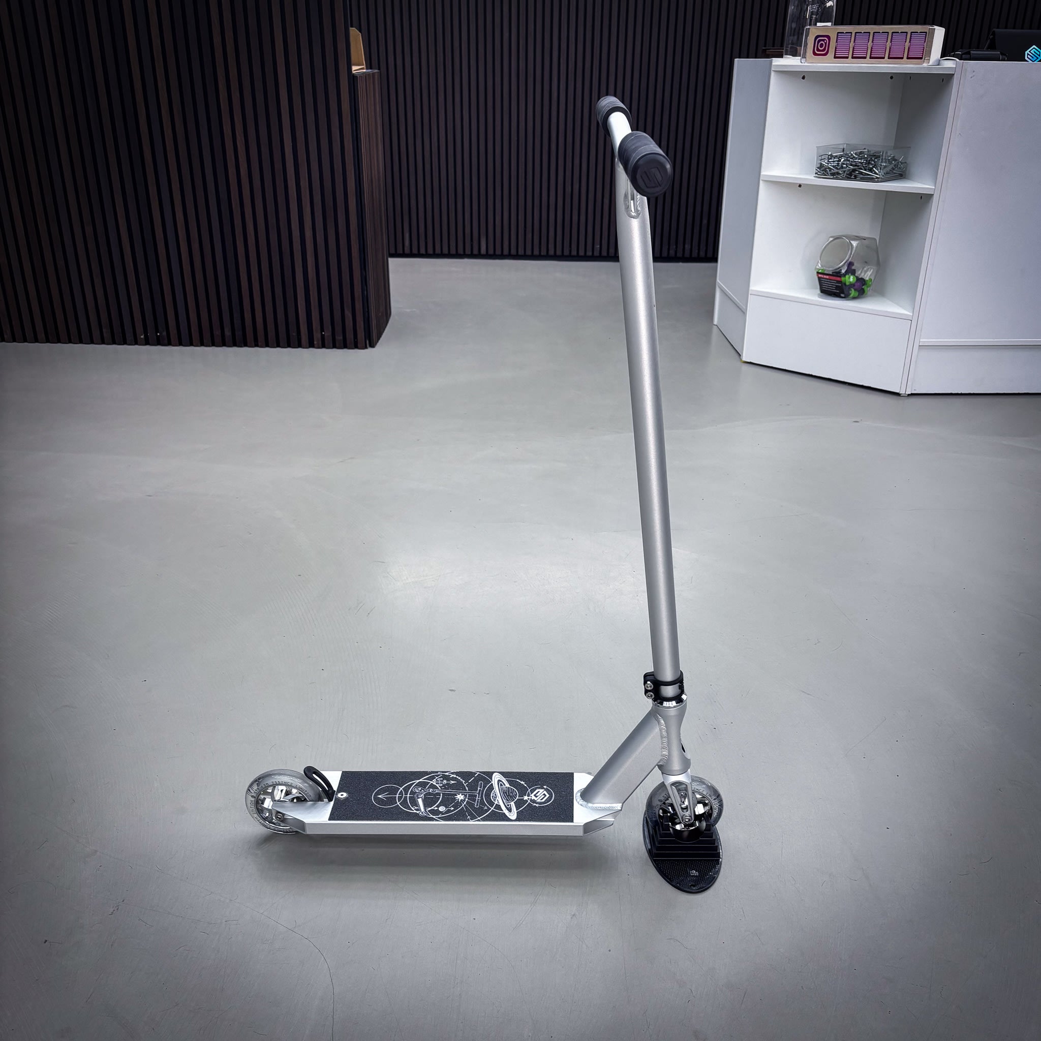Striker Full Silver Custom Build - Silver- ScootWorld