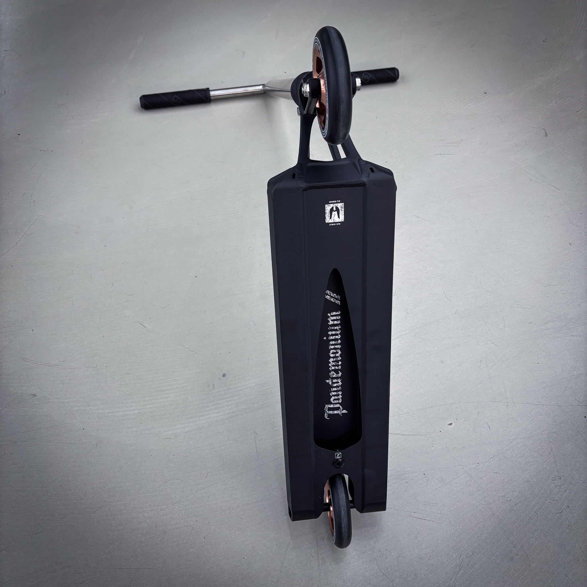 Striker Pandemonium Custom Build - Black/Silver- ScootWorld