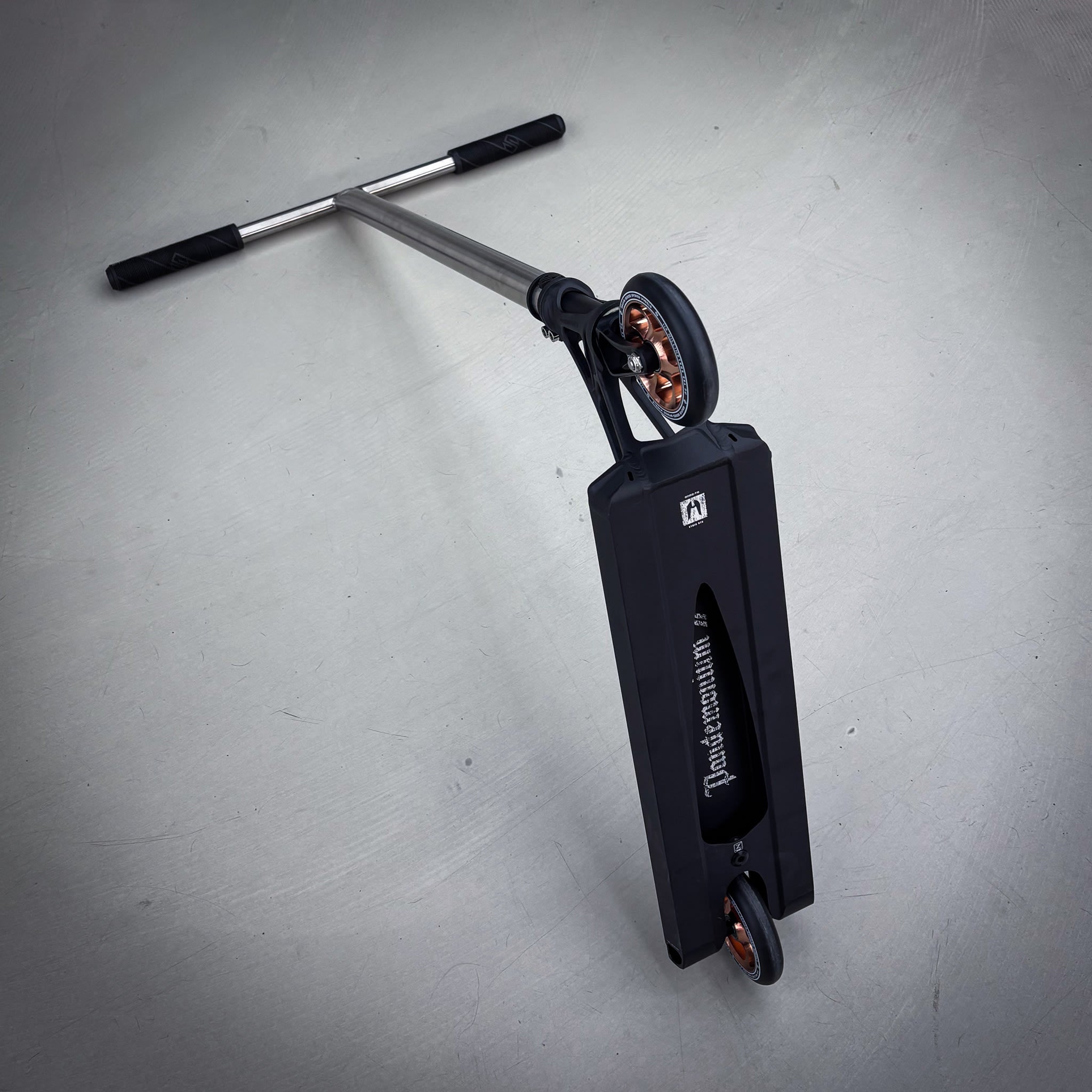 Striker Pandemonium Custom Build - Black/Silver- ScootWorld