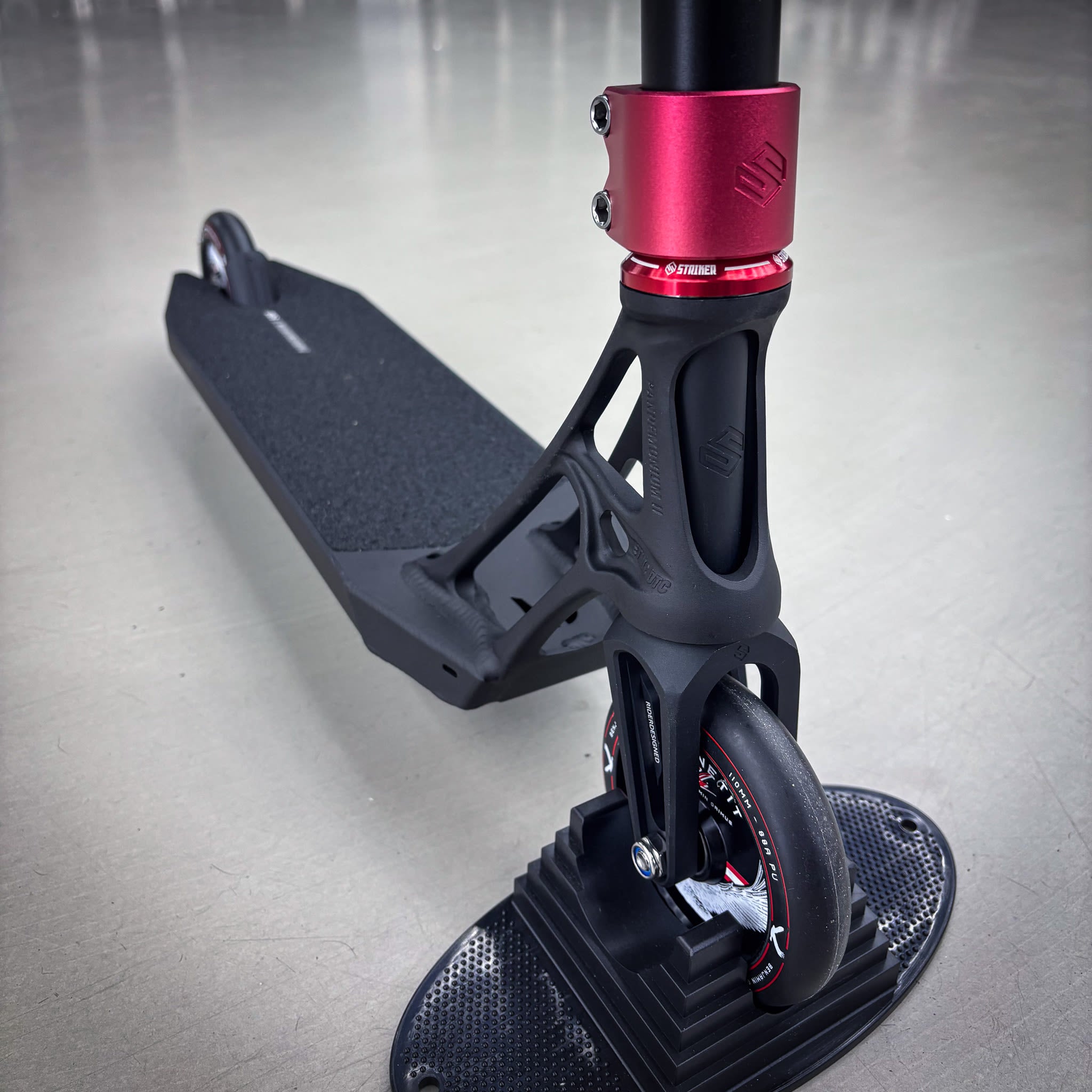 Striker Pandemonium Red/Black Custom Build - Black/Red- ScootWorld