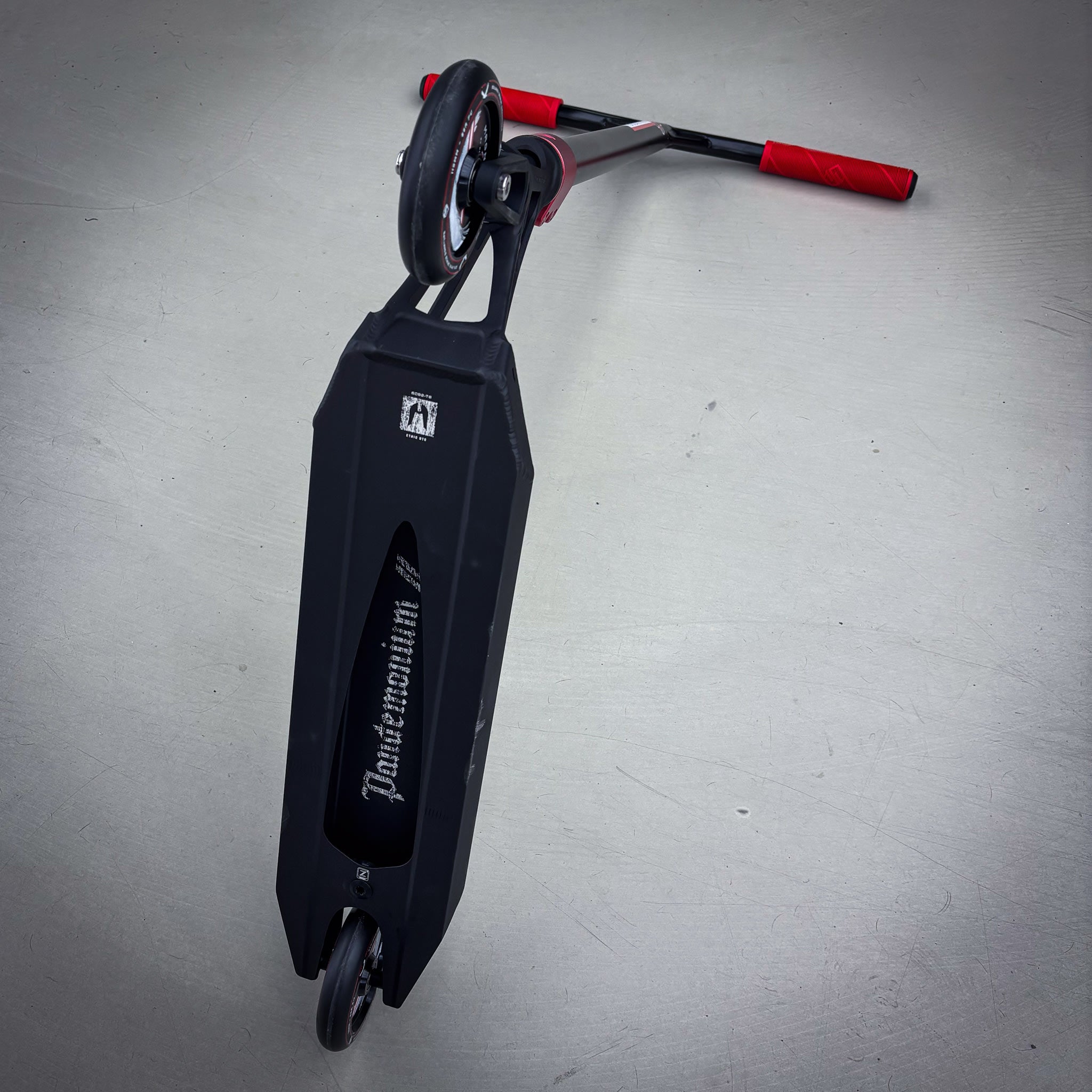 Striker Pandemonium Red/Black Custom Build - Black/Red- ScootWorld