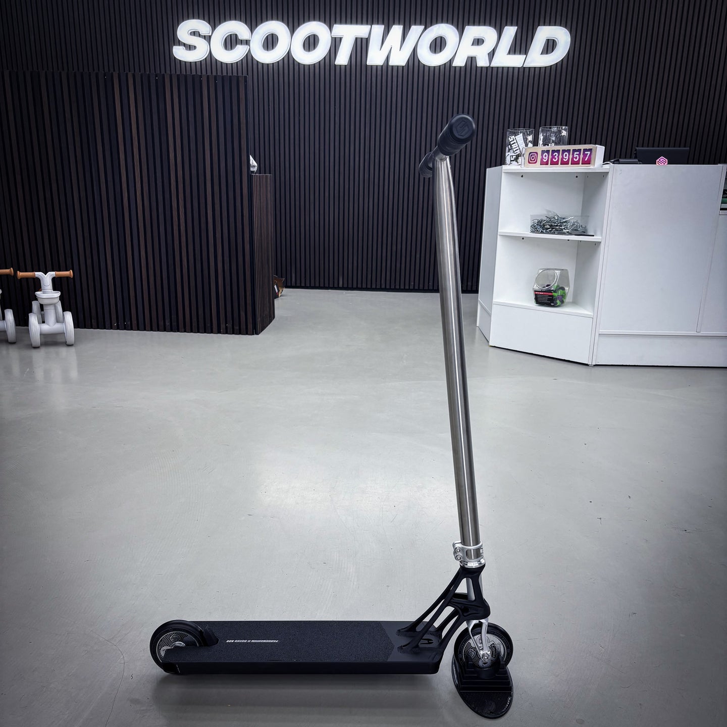 Striker Titan Pandemonium Custom Build - Black/Silver- ScootWorld
