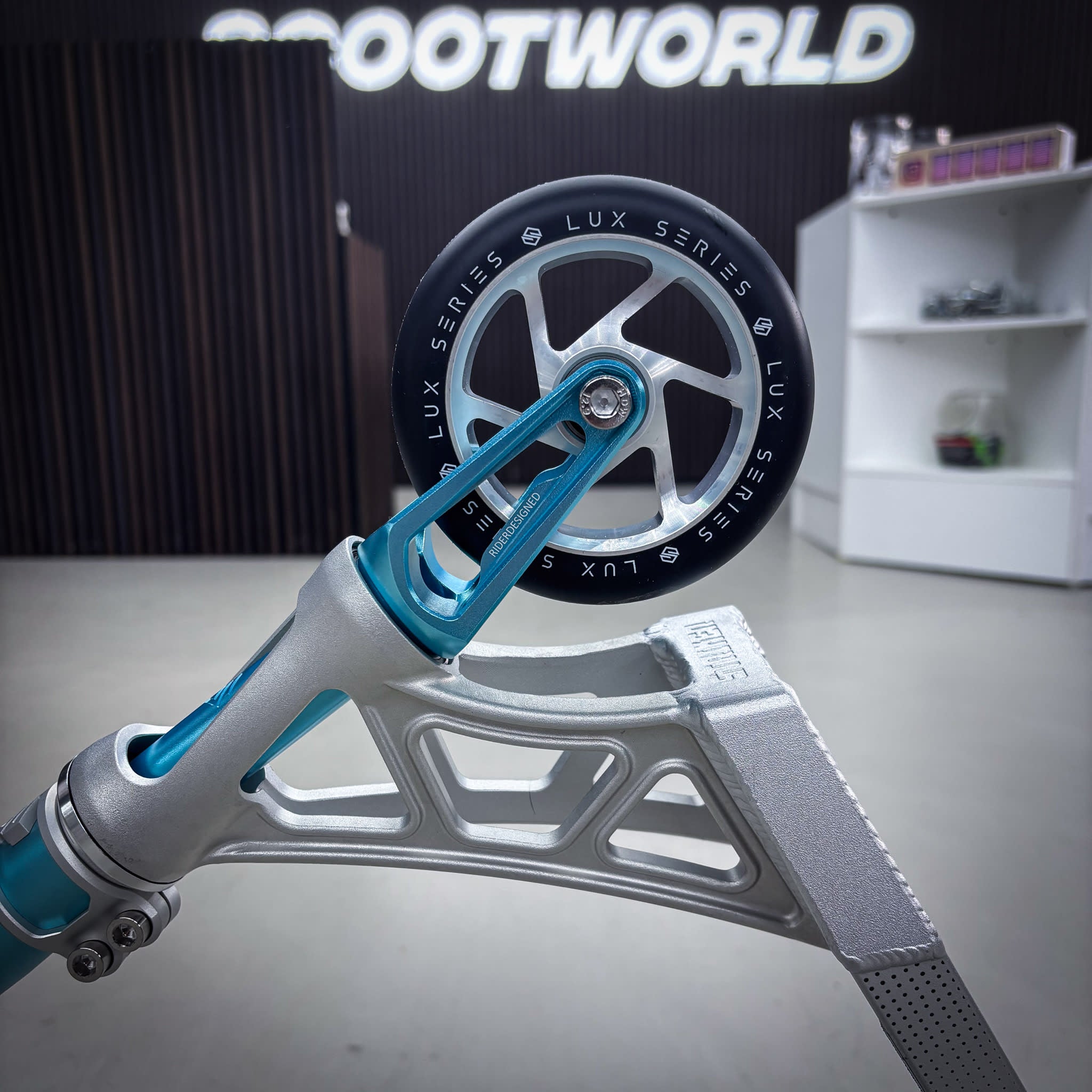 Striker Aether Silver/Teal Custom Build - Silver/Teal- ScootWorld