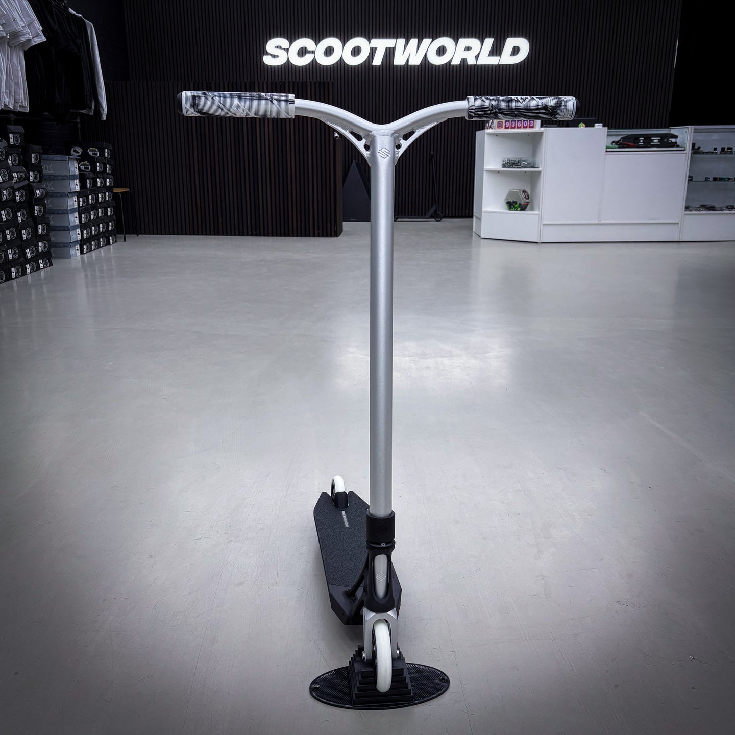 Striker Ethic Black/Silver Custom Build - Black/Silver- ScootWorld