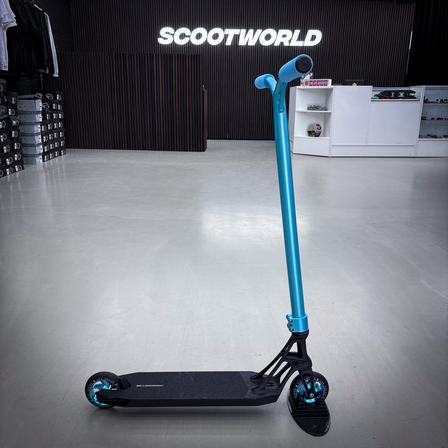 Striker Pande Teal/Black Custom Build - Teal/Black- ScootWorld