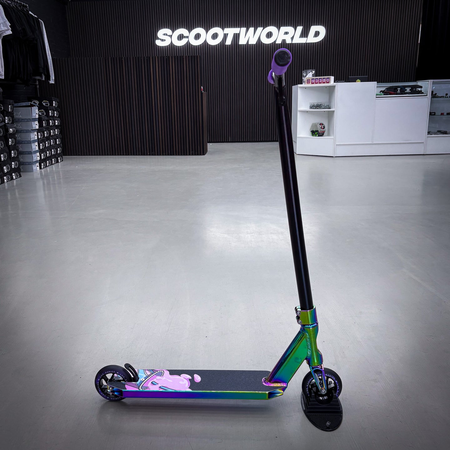 Striker Black/Rainbow Custom Build - Black/Rainbow- ScootWorld