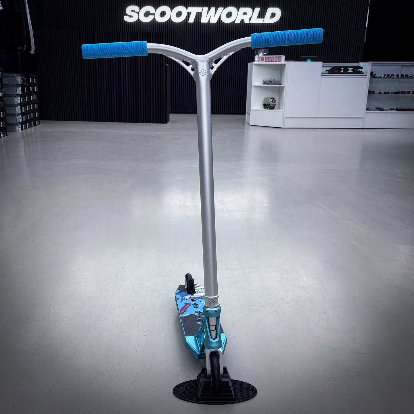 Striker Aether Teal/Silver Custom Build - Teal/Silver- ScootWorld