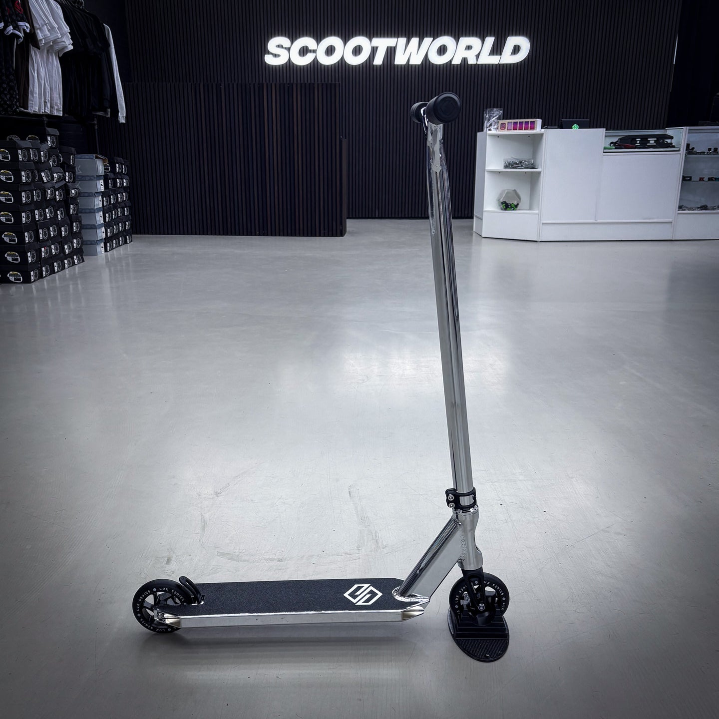 Striker Full Chrome Custom Build - Chrome- ScootWorld