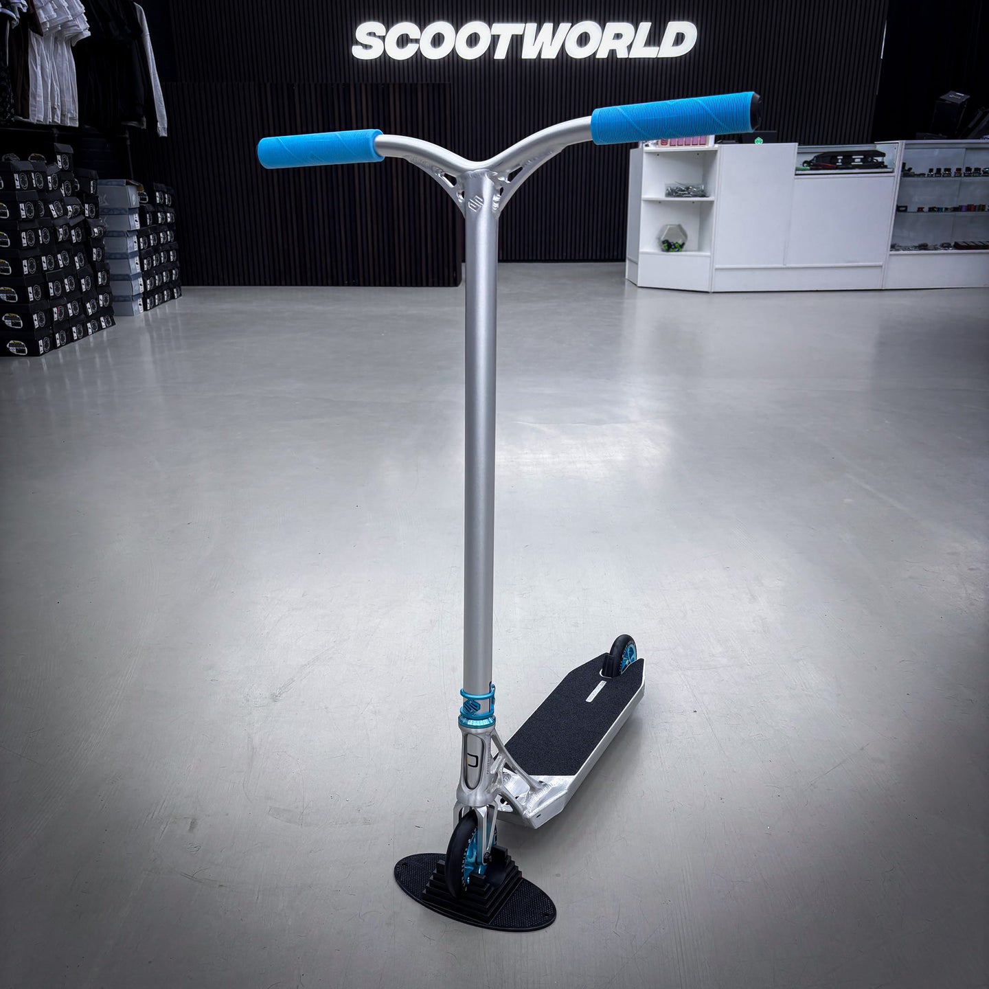 Striker Pande Silver Teal Custom Build - Silver/Teal- ScootWorld