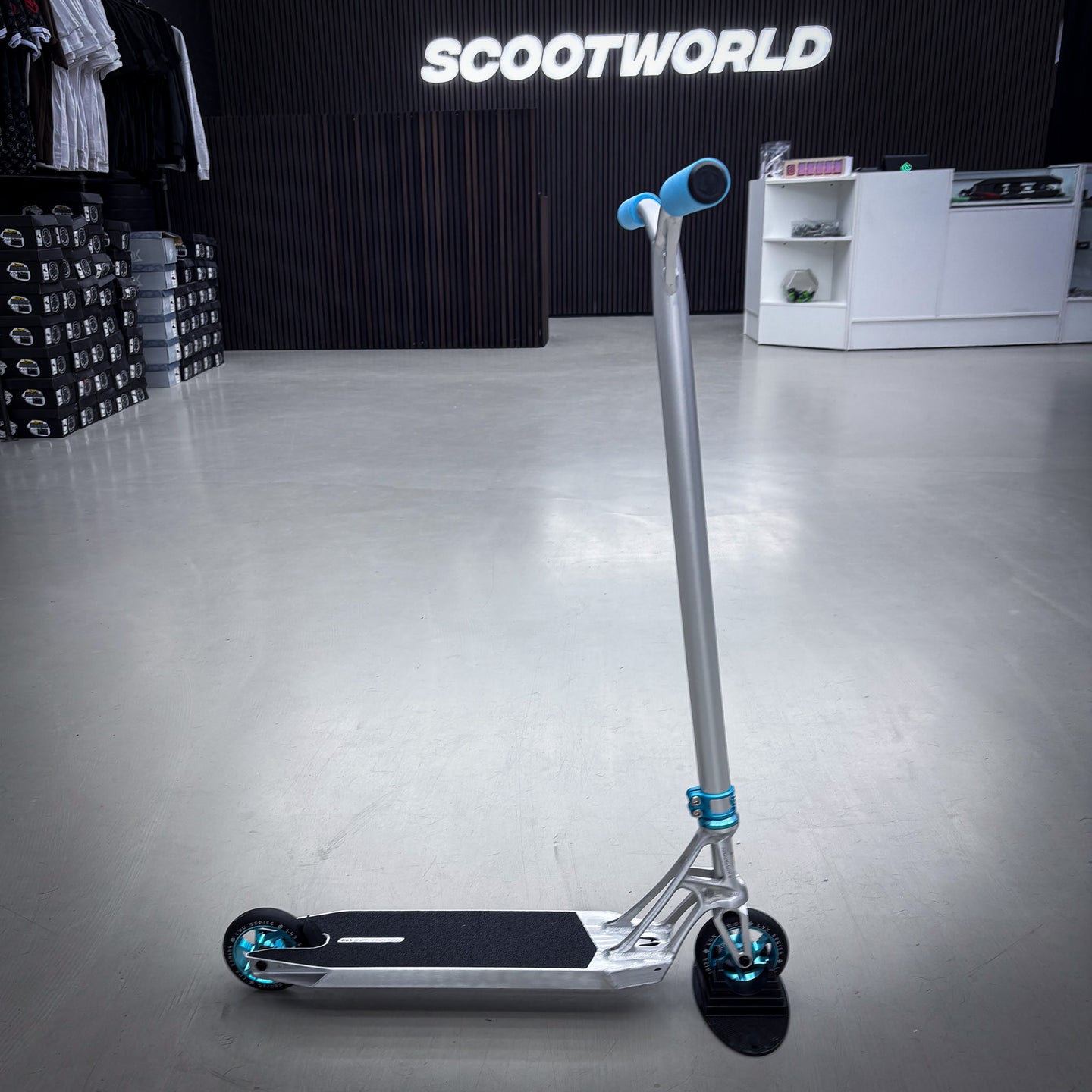 Striker Pande Silver Teal Custom Build - Silver/Teal- ScootWorld