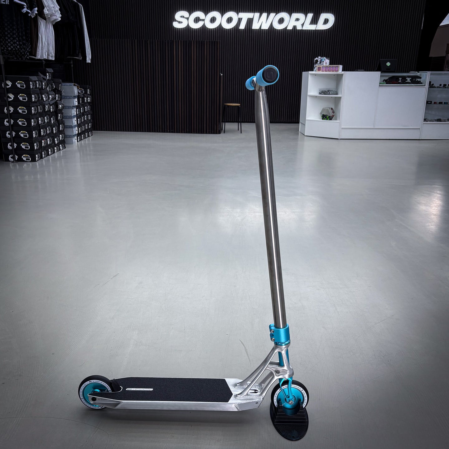 Striker Titan Pande Silver Teal Custom Build - Silver/Teal- ScootWorld