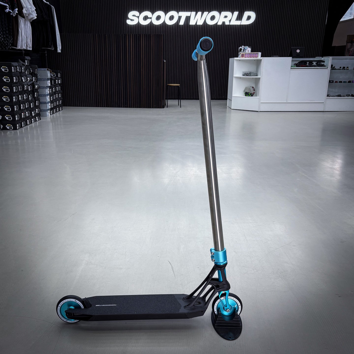 Striker Titan Pande Black Teal Silv Custom Build - Black/Teal/Silver- ScootWorld