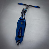 Striker Pande Blue Chrome Custom Build - Niebieski chrom- ScootWorld