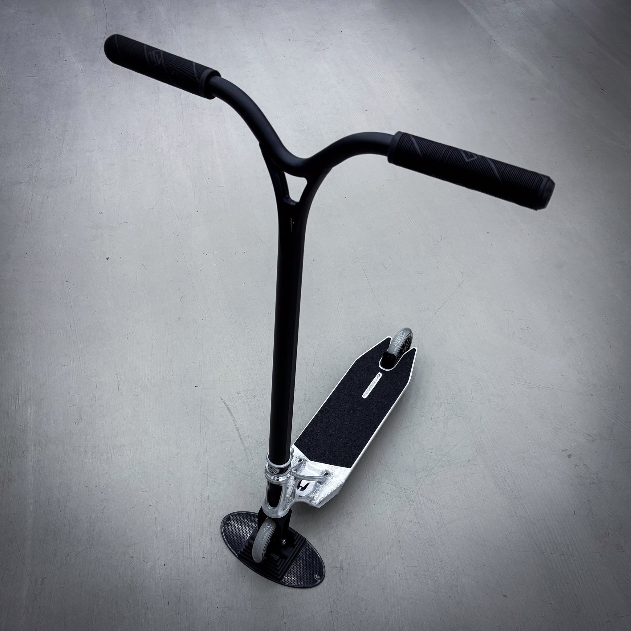 Ethic Pande Wolp Silver/Black Custom Build - Srebrny/Czarny- ScootWorld