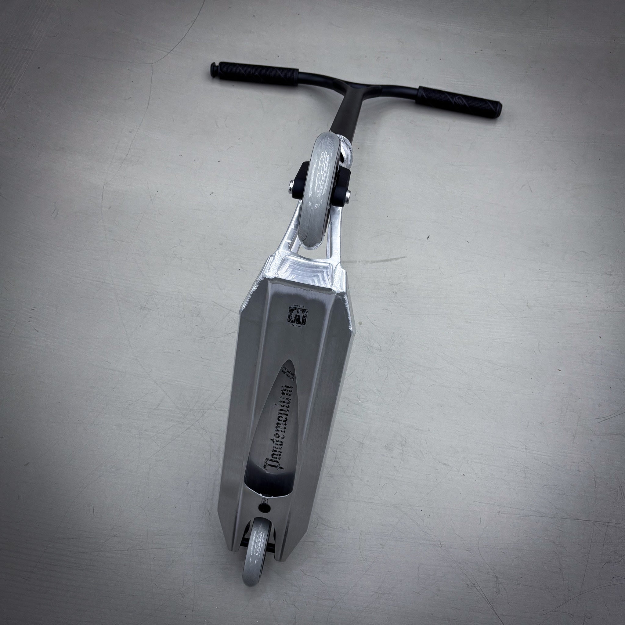Ethic Pande Wolp Silver/Black Custom Build - Srebrny/Czarny- ScootWorld