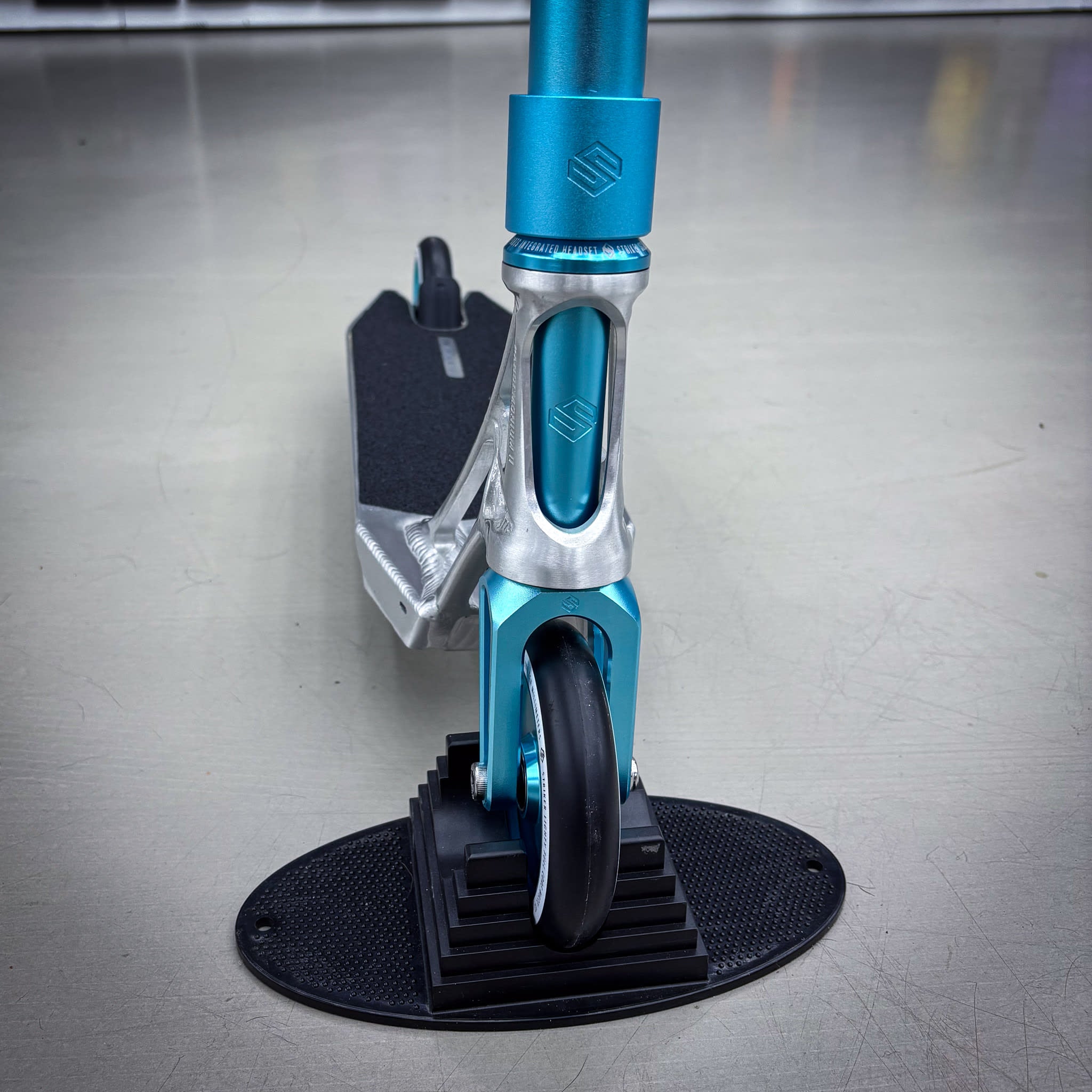 Striker Ethic Pande Silver/Teal Custom Build - Silver/Teal- ScootWorld