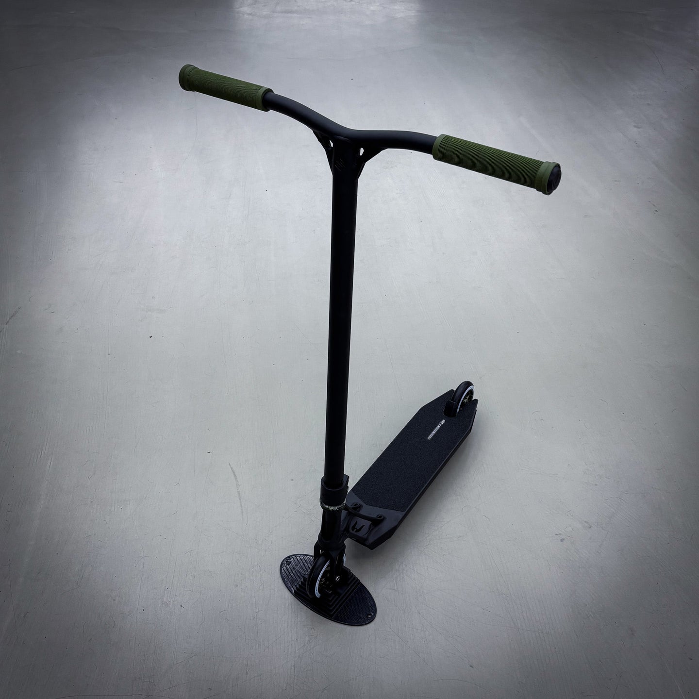 Striker Ethic Pande Black Camo Custom Build - Black/Green- ScootWorld