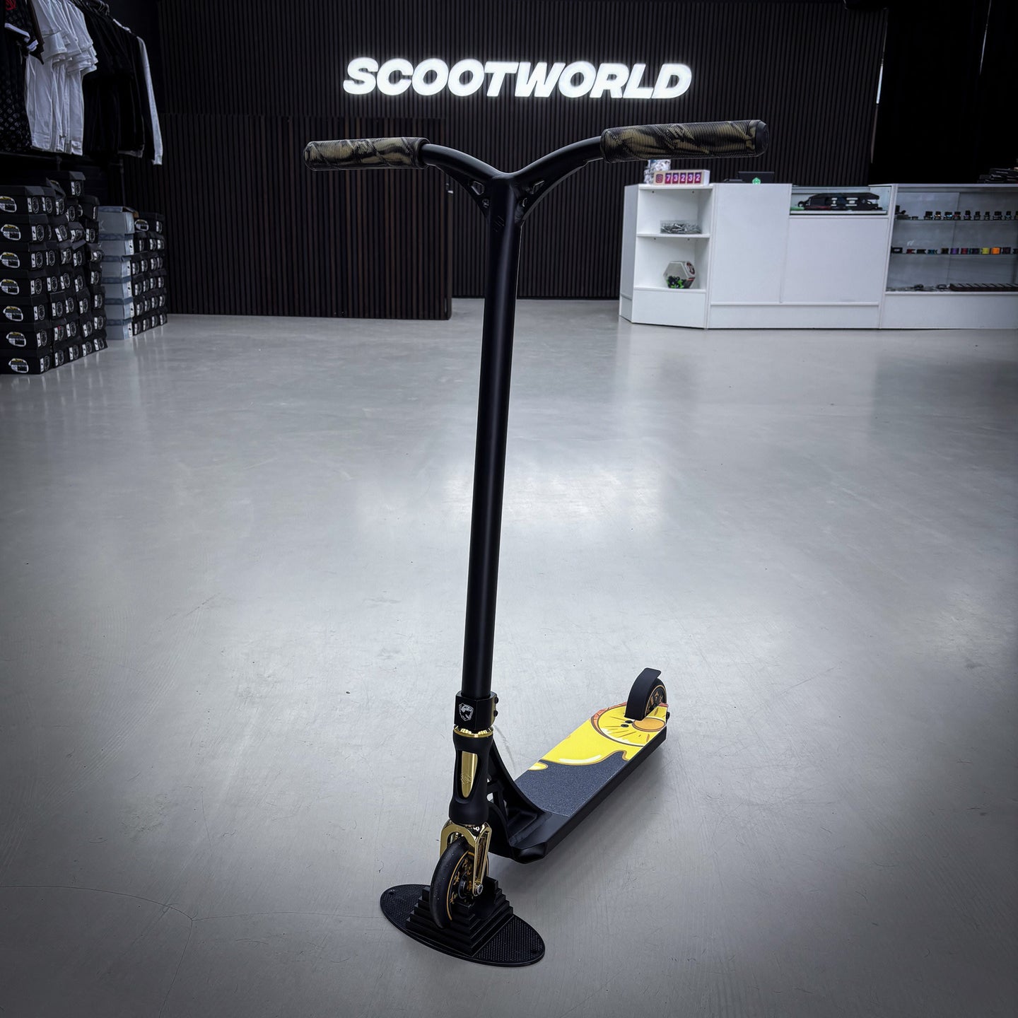 Striker Panda Freestyle Custom Build - Black/Gold/Yellow- ScootWorld