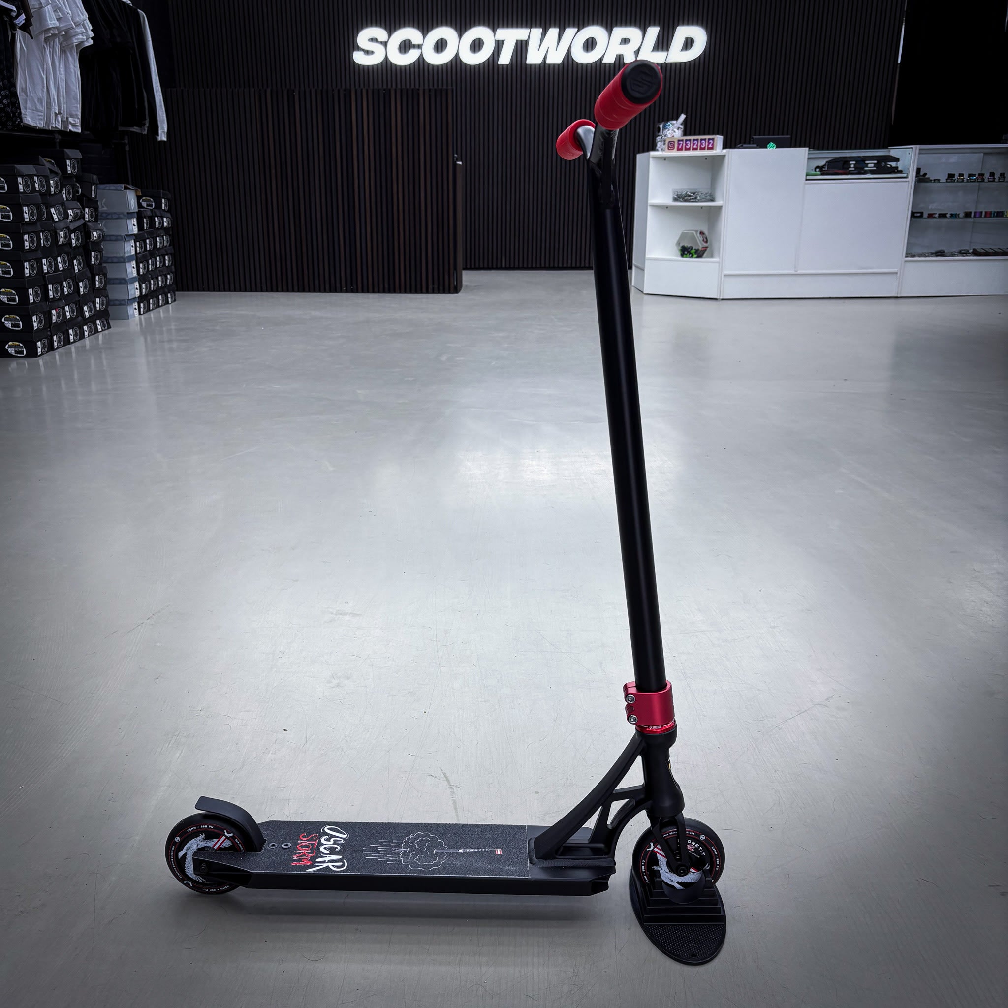 Striker Panda Freestyle Custom Build - Czarny/Czerwony- ScootWorld
