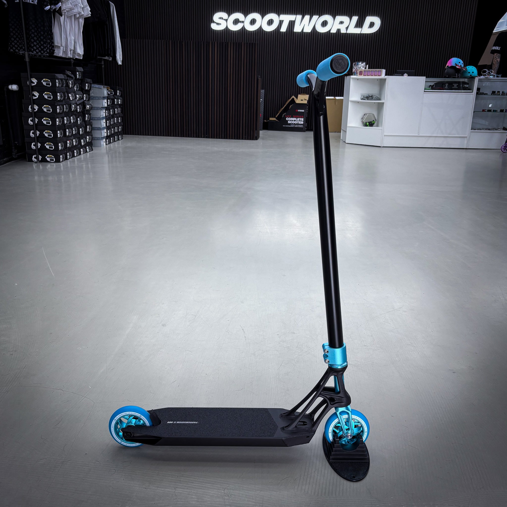 Striker Ethic Pande Custom Build - Czarny/Turkusowy- ScootWorld