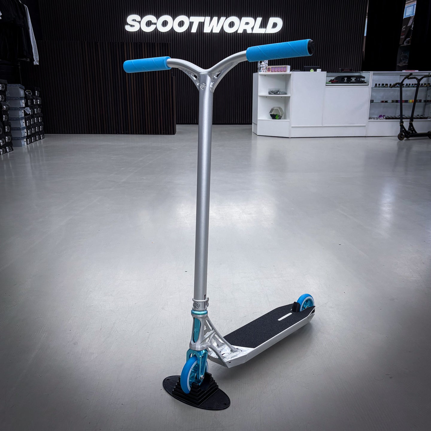 Striker Ethic 500mm Silver Teal Custom Build - Silver/Teal- ScootWorld
