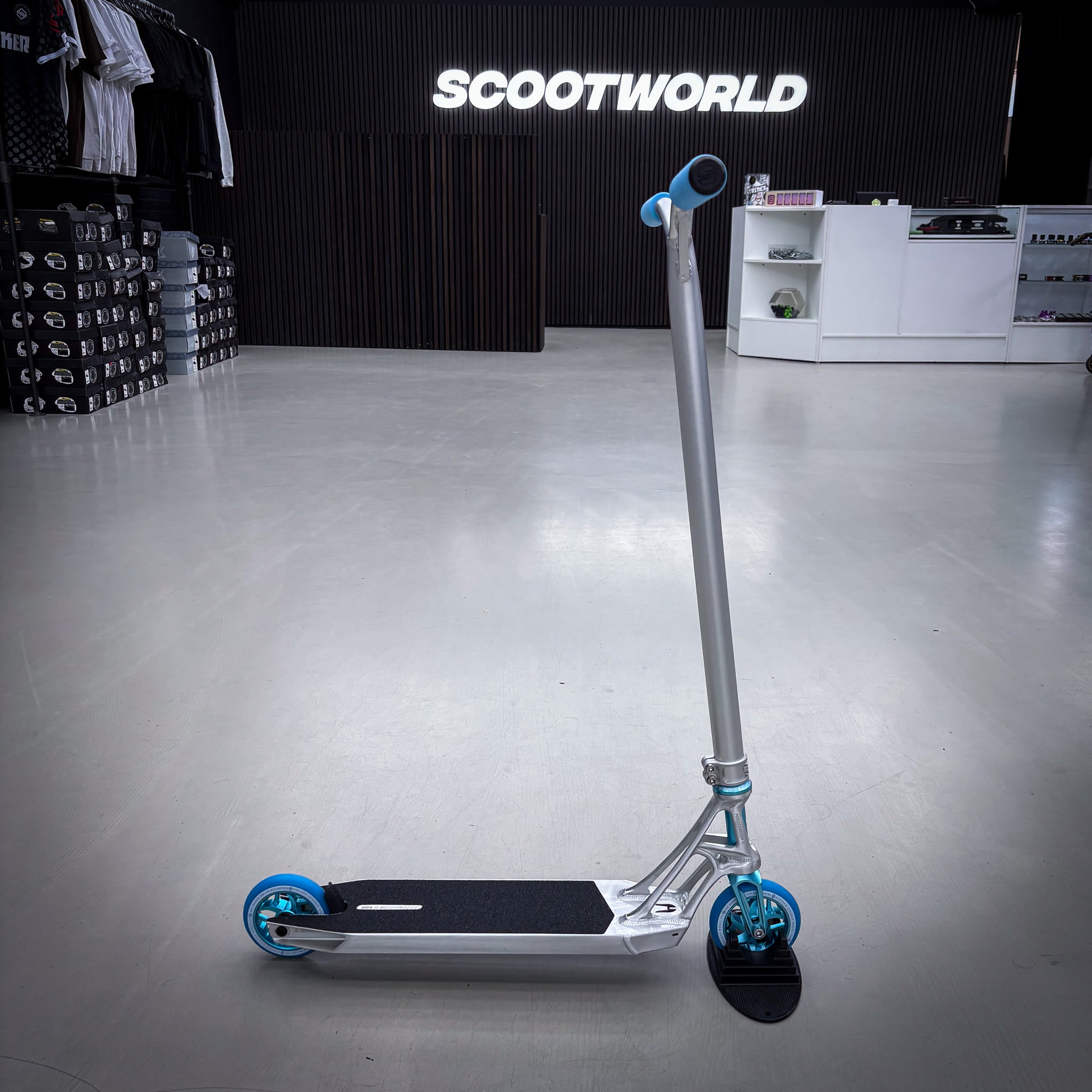 Striker Ethic 500mm Silver Teal Custom Build - Silver/Teal- ScootWorld