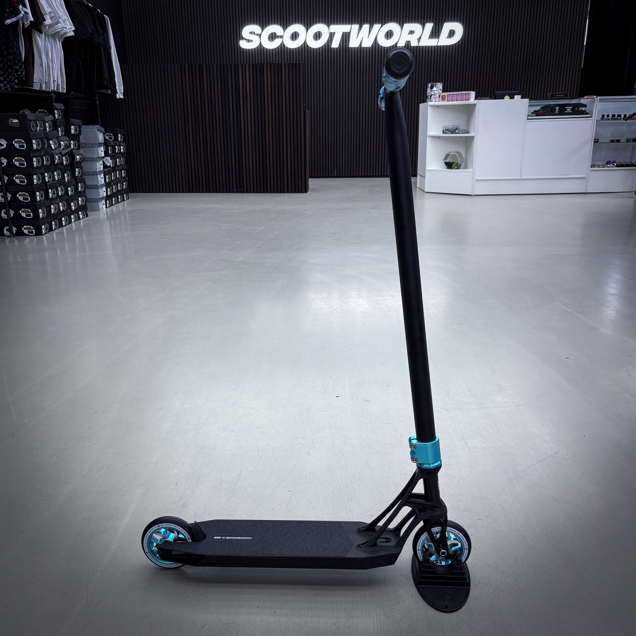 Striker Ethic 460mm Black Teal Custom Build - Czarny/Turkusowy- ScootWorld