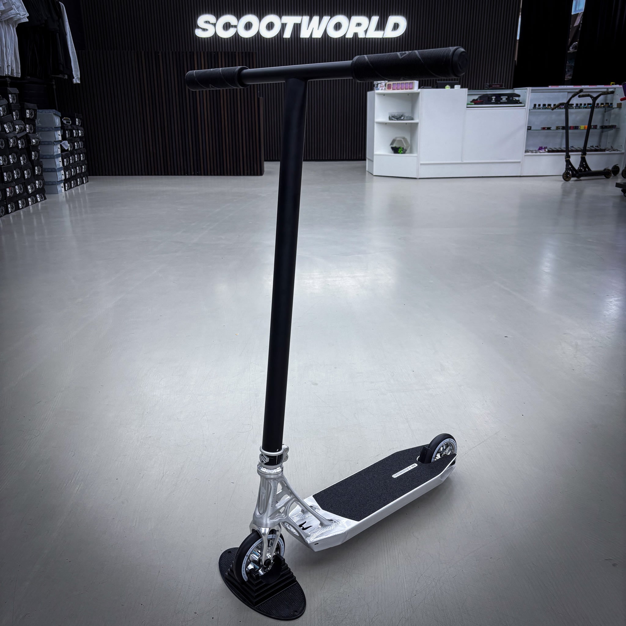 Striker Ethic 460mm Silver Black Custom Build - Srebrny/Czarny- ScootWorld