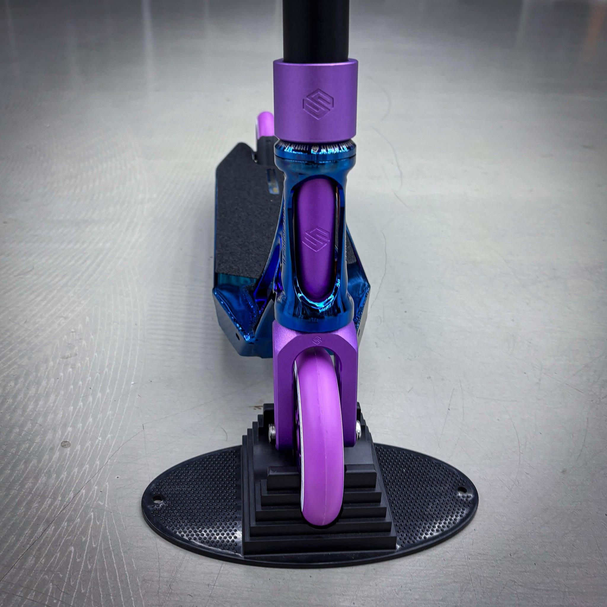 Striker Ethic Blue/Purple 460 Custom Build - Czarny/niebieski/fioletowy- ScootWorld
