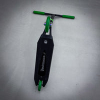 Striker Ethic Black/Green 500 Custom Build - Czarny/Zielony- ScootWorld