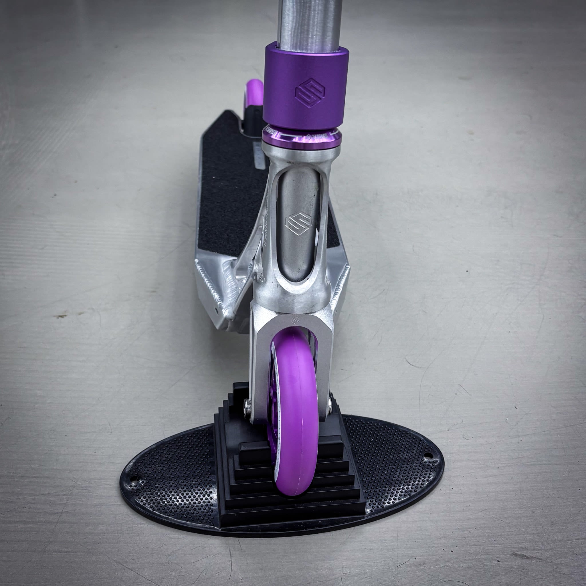 Striker Ethic Silver/Purple 460 Custom Build - Czarny/Fioletowy- ScootWorld