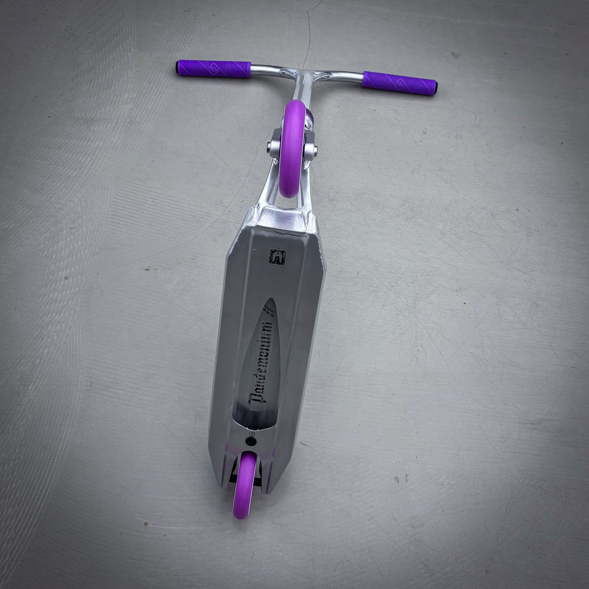 Striker Ethic Silver/Purple 460 Custom Build - Czarny/Fioletowy- ScootWorld