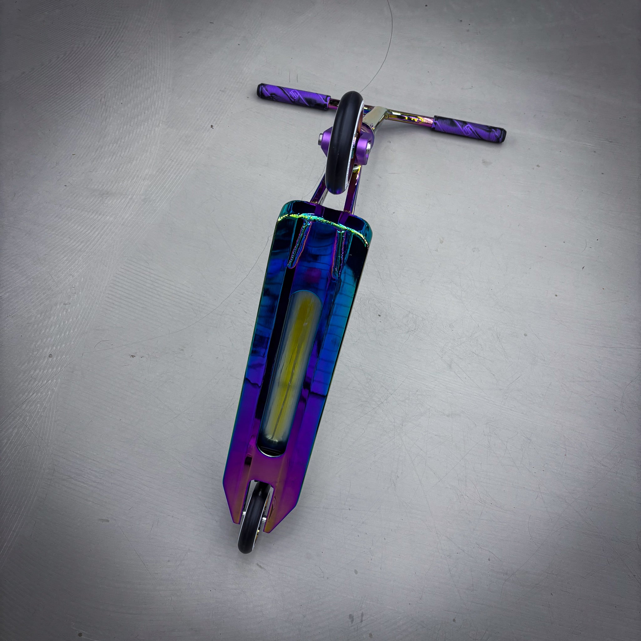 Striker Full Rainbow Custom Build - Tęczowy- ScootWorld