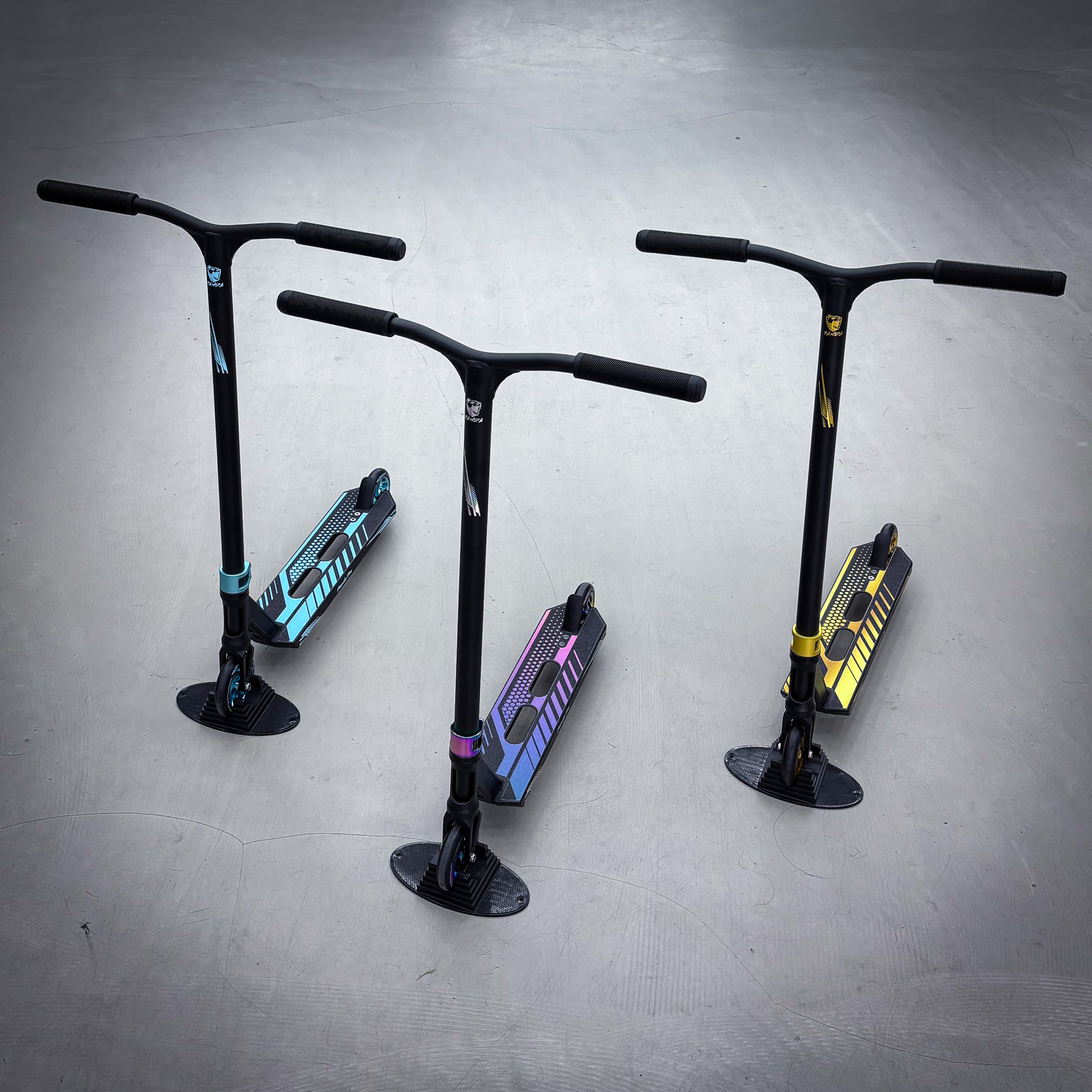 Panda Pro Hulajnoga Wyczynowa - Czarny/Turkusowy- ScootWorld