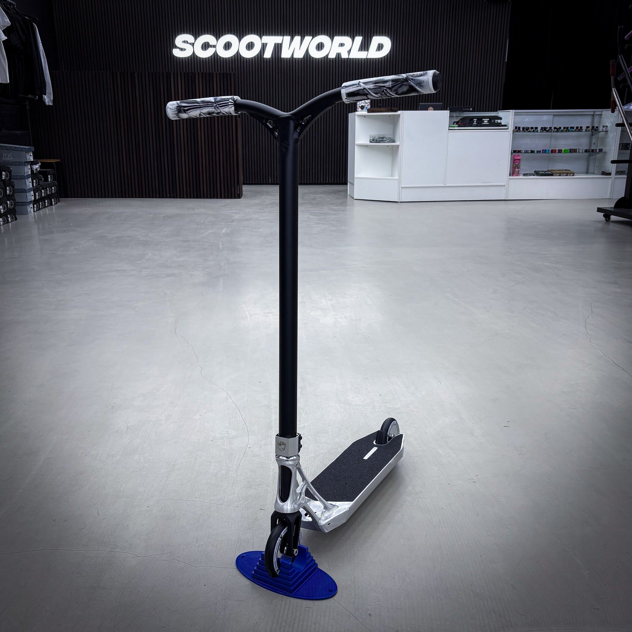 Striker Ethic Pande Silver/Black Custom Hulajnoga - Srebrny/Czarny- ScootWorld