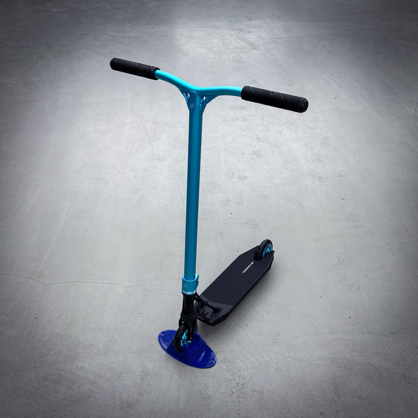 Striker Ethic Pande Black/Teal Custom Hulajnoga - Czarny/Turkusowy- ScootWorld