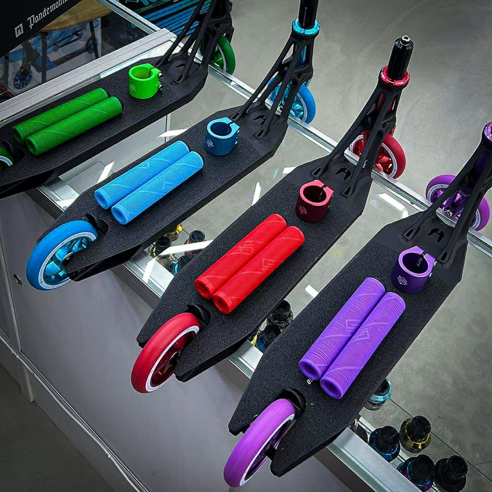 Striker Ethic Pande Custom Build - Black/Purple- ScootWorld