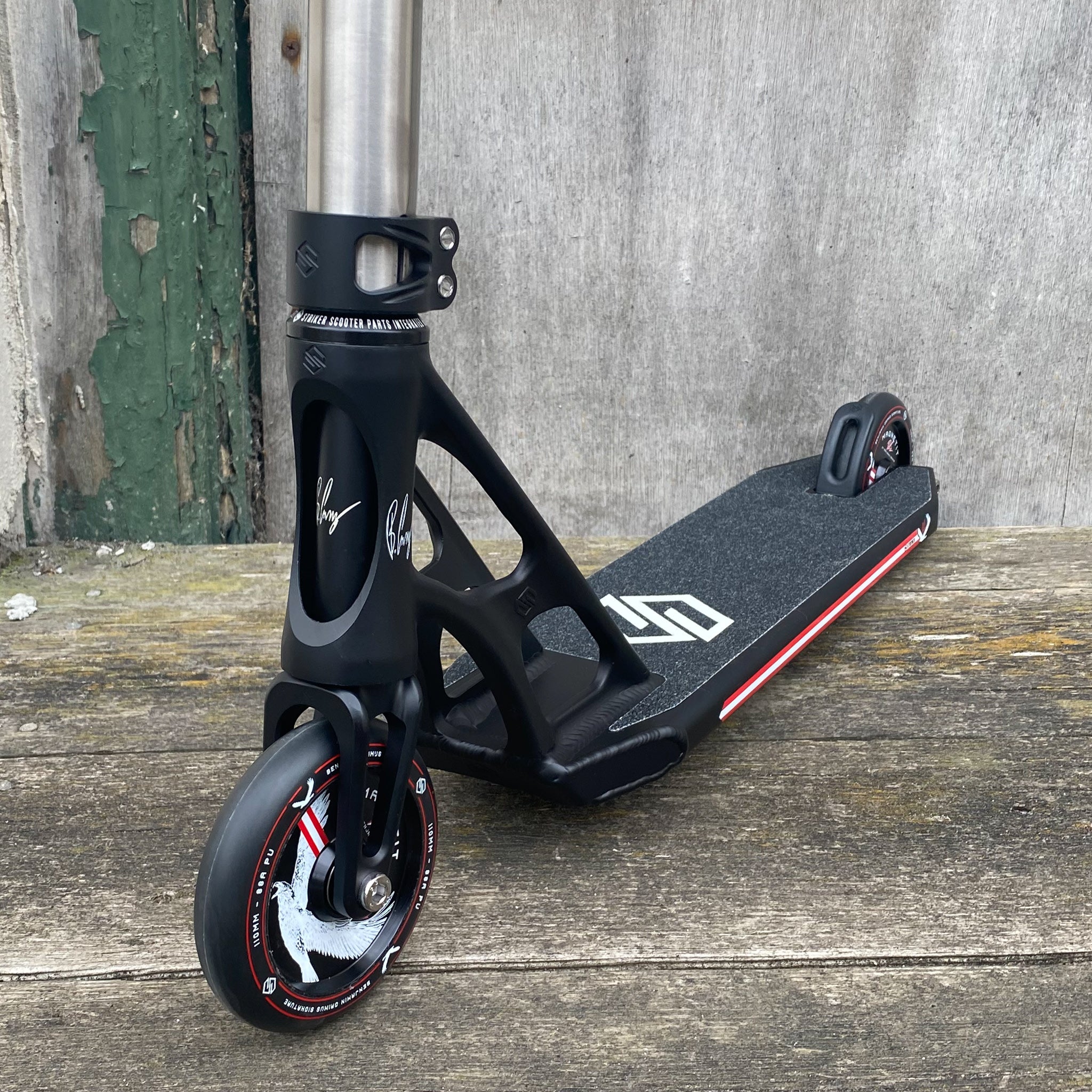 Striker BGSEAKK Titan Bar Custom Build - Black/Silver- ScootWorld