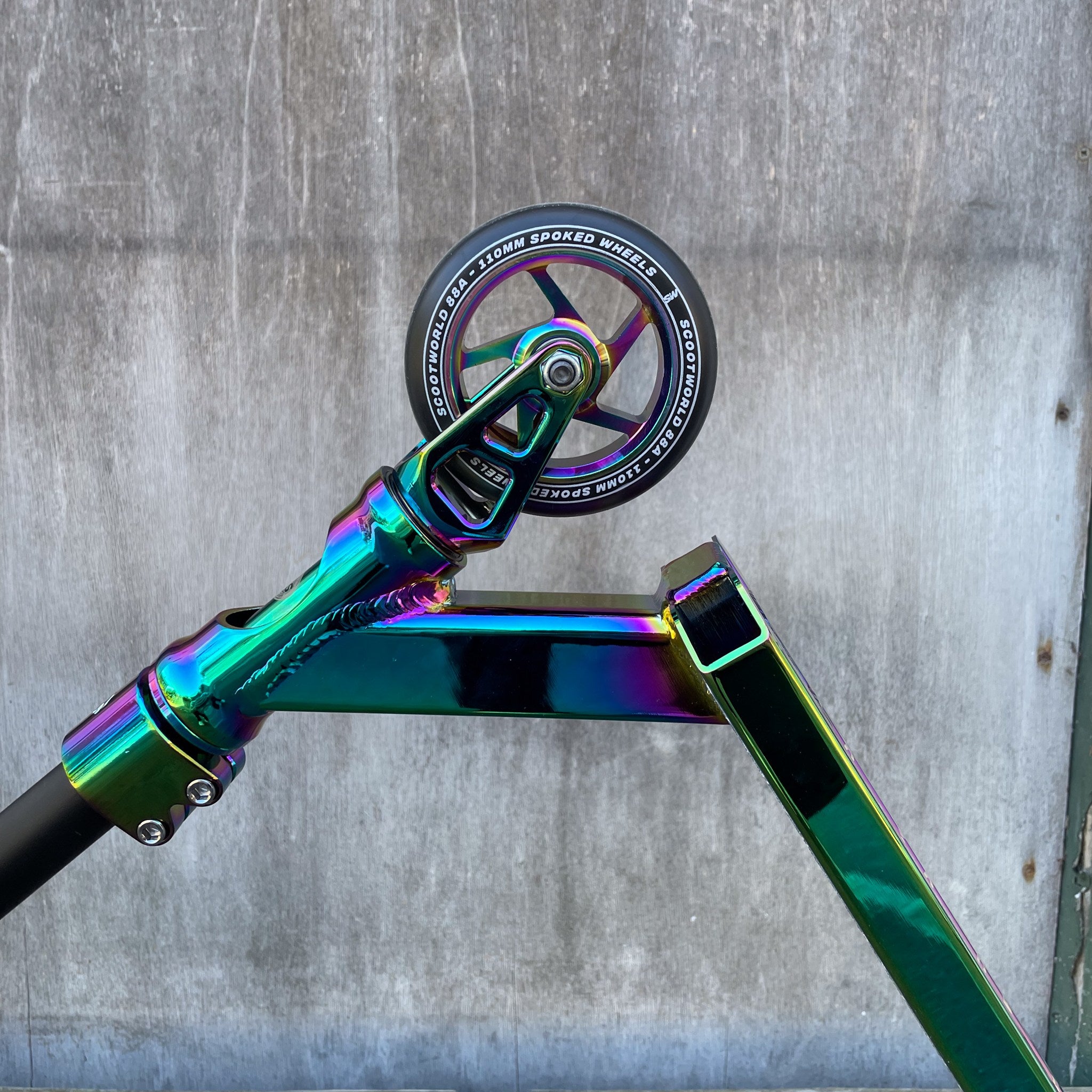 ScootWorld Gravis Custom Build - Black/Rainbow- ScootWorld