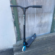 Striker Panda Custom Build - Black/Blue- ScootWorld