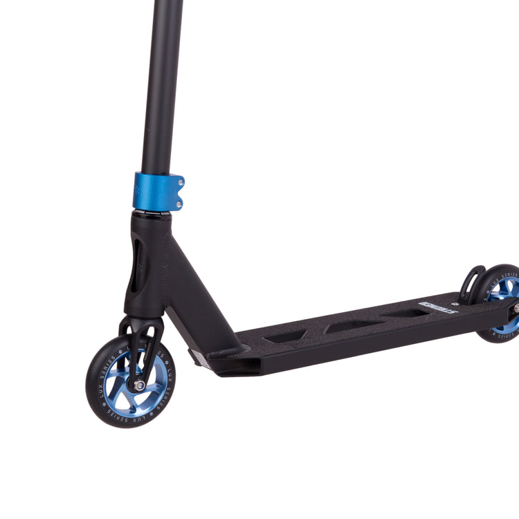 Striker Essential Hulajnoga Wyczynowa - Black/Blue