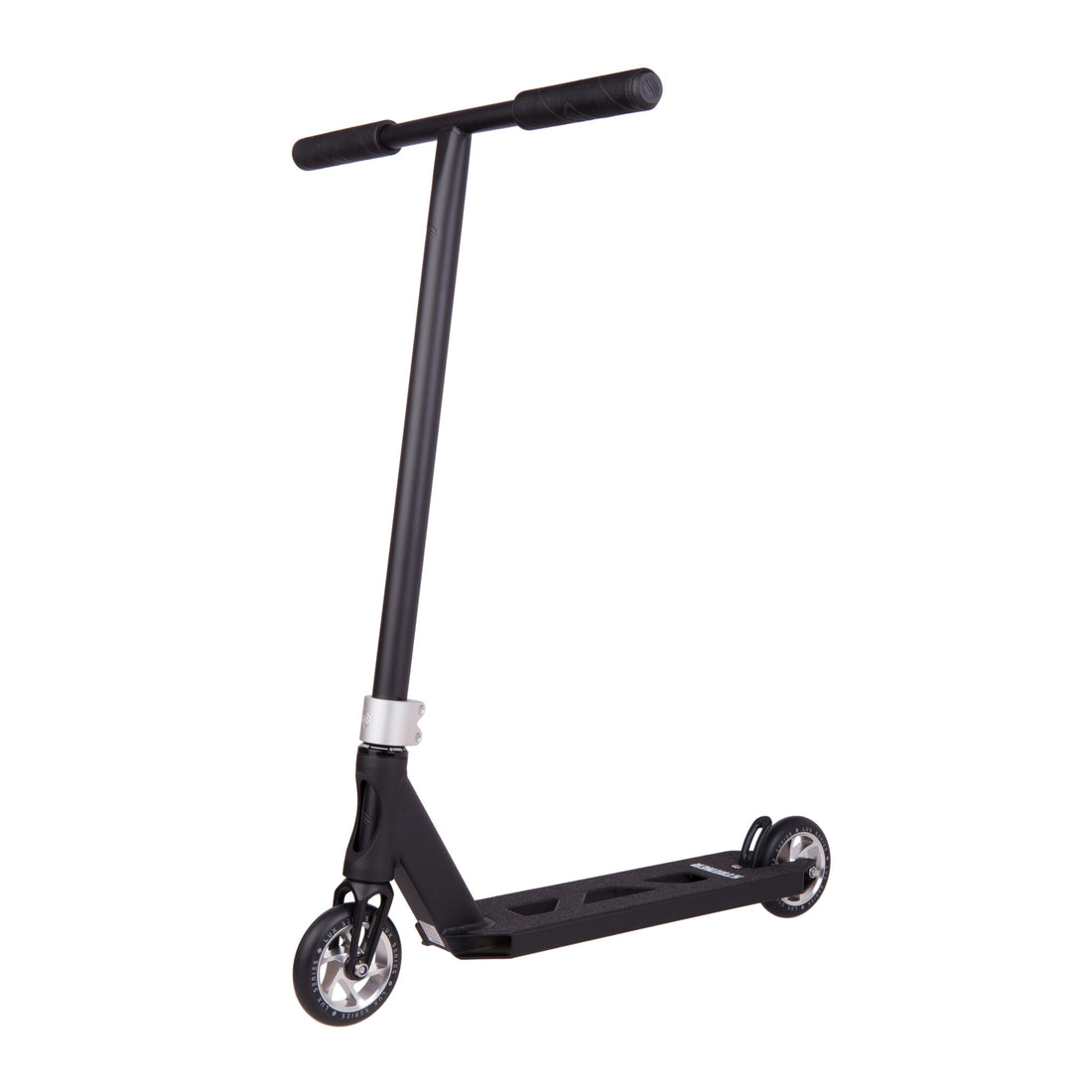 Striker Essential Hulajnoga Wyczynowa - Black/Silver