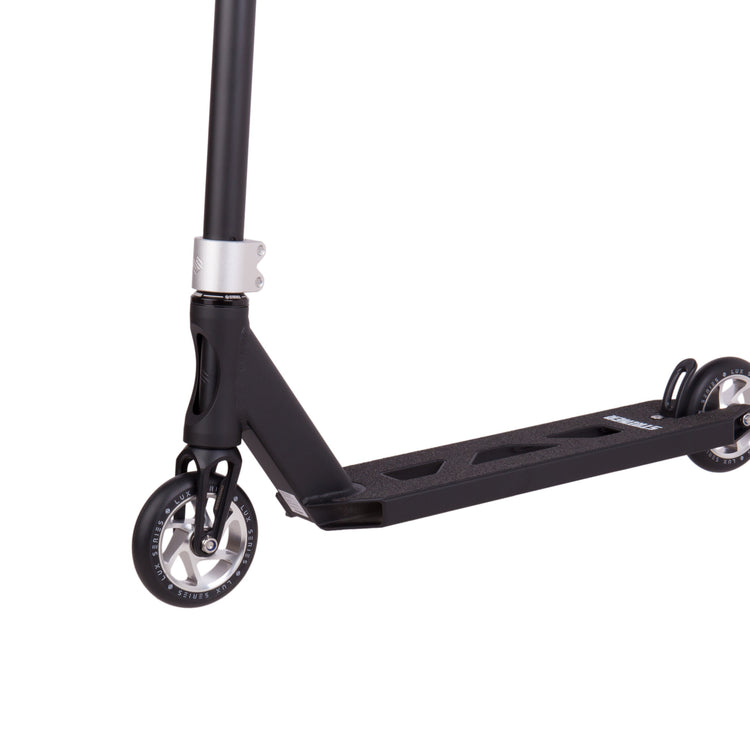 Striker Essential Hulajnoga Wyczynowa - Black/Silver