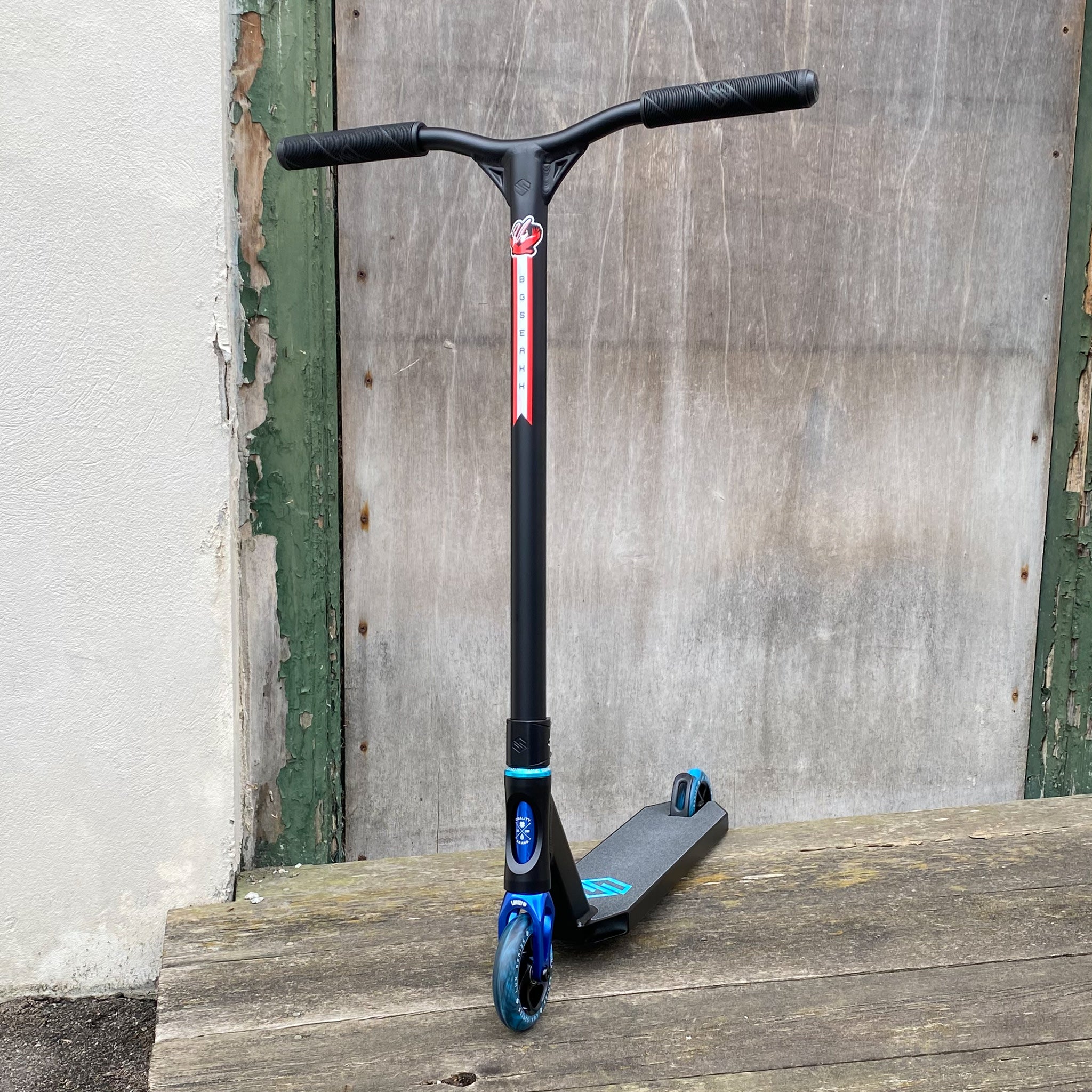 Striker Black/Blue Custom Build - Black/Blue- ScootWorld